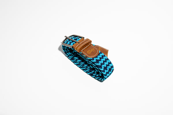 Cinturón azul marino con estampado de zig-zag